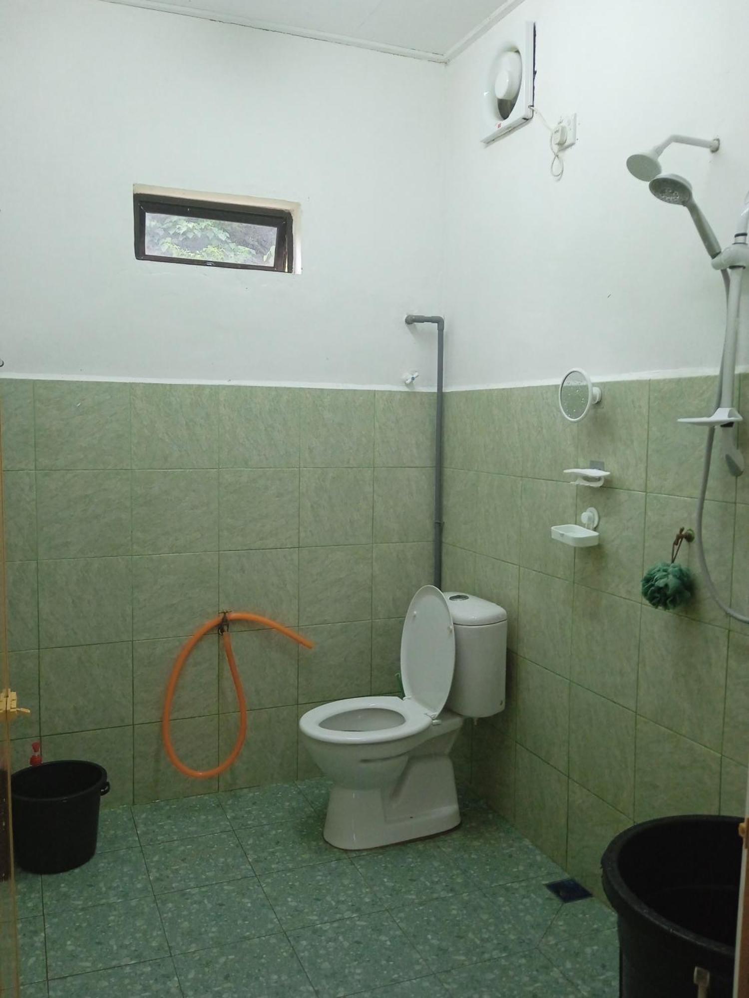 Homestay Idaman B B With 2 Room Aircond 2 Quen Bed And Not Sharing Room -Privacy Kuala Terengganu Exterior foto