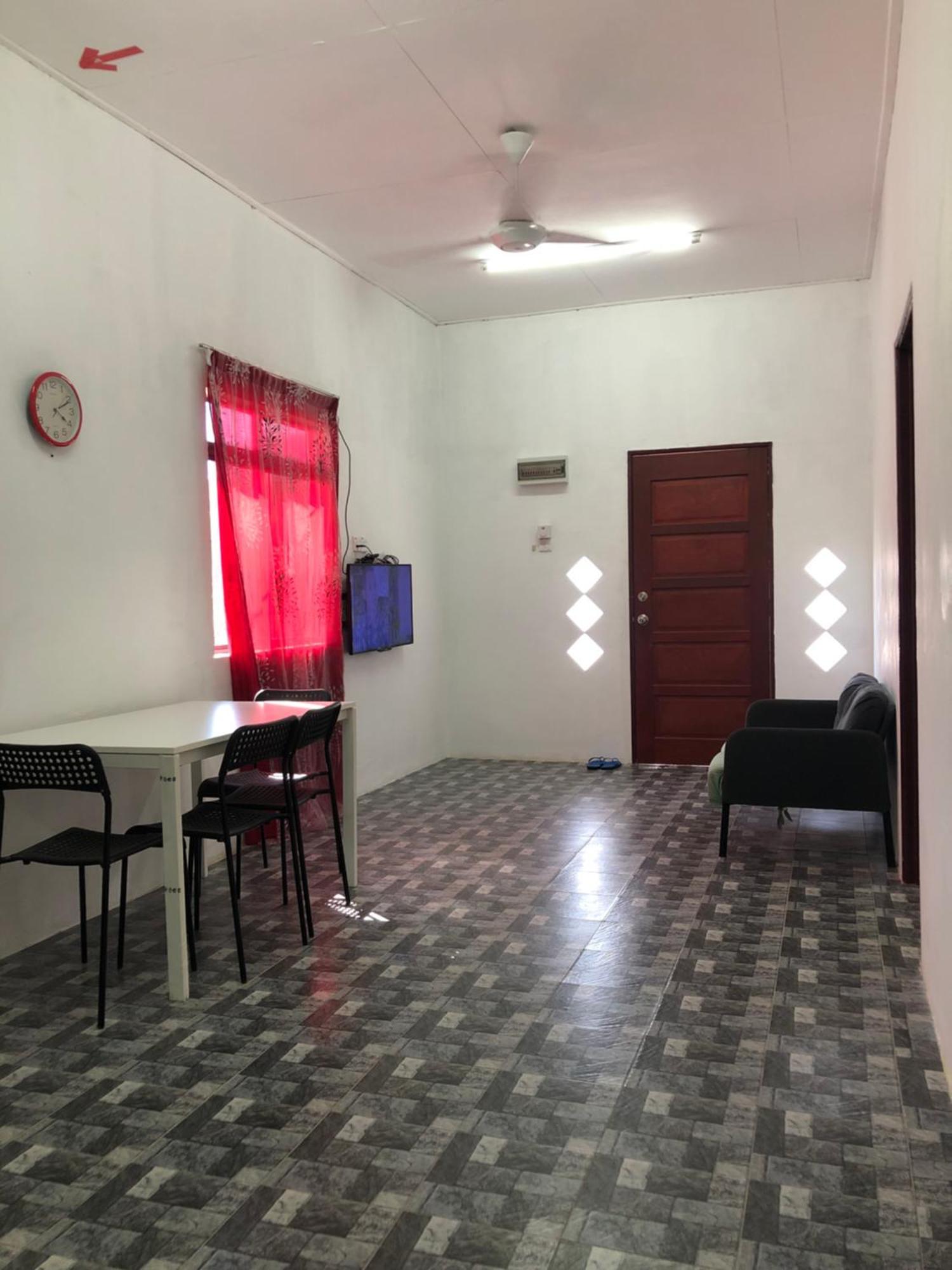 Homestay Idaman B B With 2 Room Aircond 2 Quen Bed And Not Sharing Room -Privacy Kuala Terengganu Exterior foto