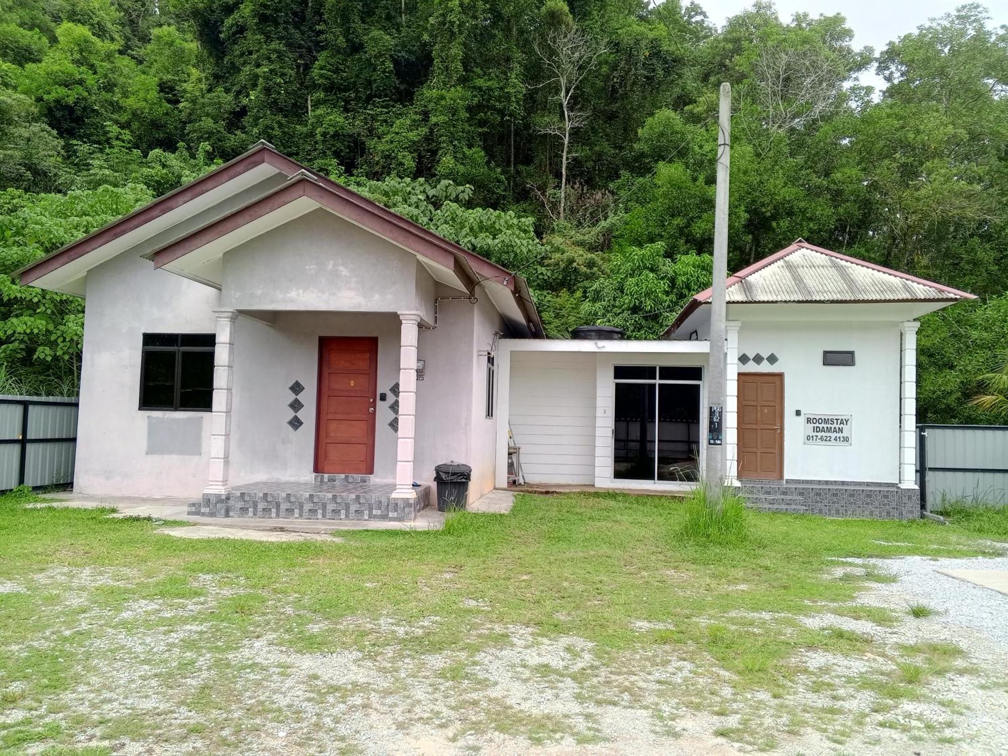 Homestay Idaman B B With 2 Room Aircond 2 Quen Bed And Not Sharing Room -Privacy Kuala Terengganu Exterior foto